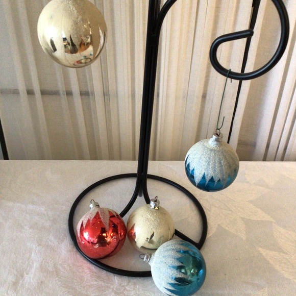 Five Snow Frosted Vintage Ornaments - Picture 1 of 4